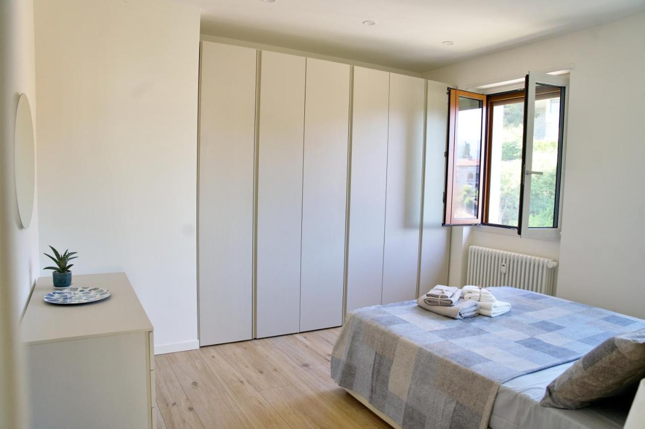 The Blue - Lake / City View Modern Apt Near Villa Olmo كومو المظهر الخارجي الصورة