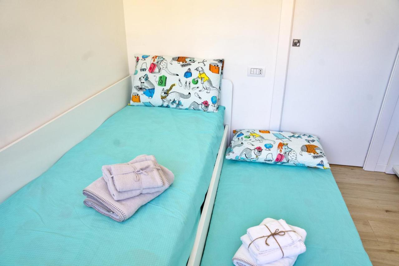 The Blue - Lake / City View Modern Apt Near Villa Olmo كومو المظهر الخارجي الصورة