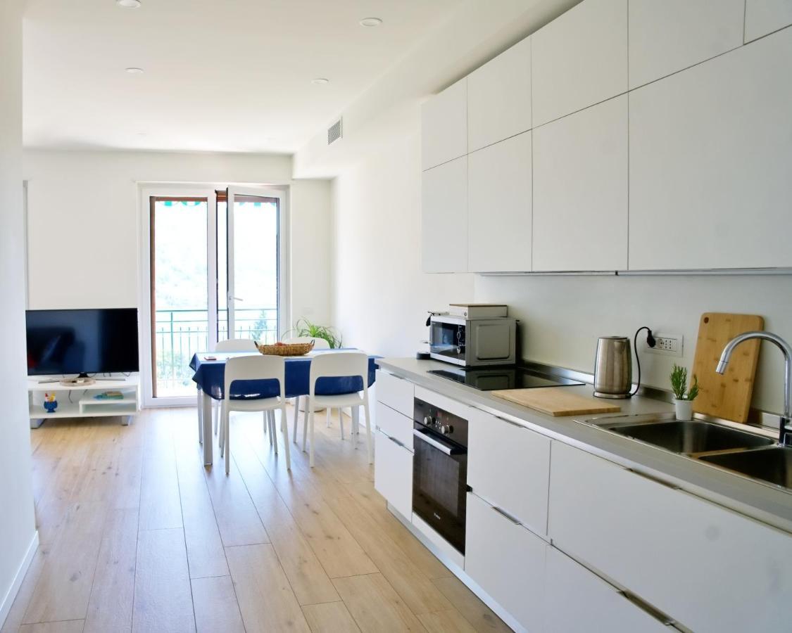 The Blue - Lake / City View Modern Apt Near Villa Olmo كومو المظهر الخارجي الصورة