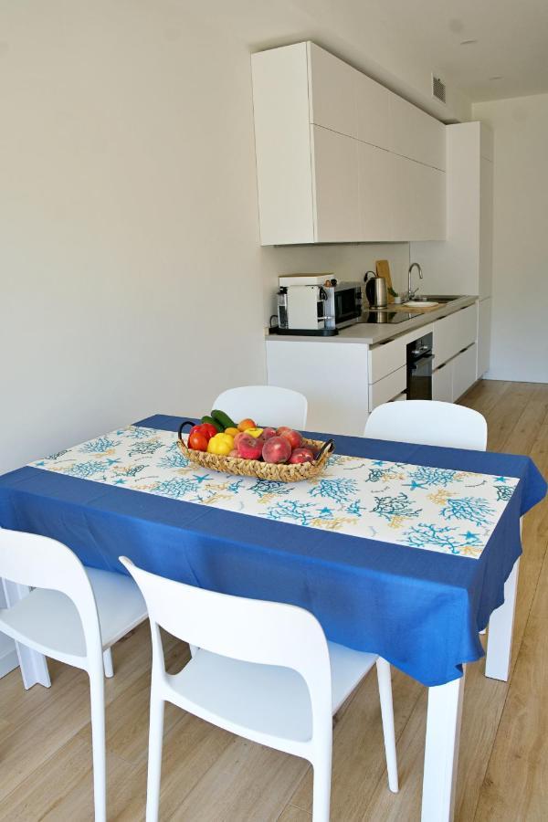 The Blue - Lake / City View Modern Apt Near Villa Olmo كومو المظهر الخارجي الصورة